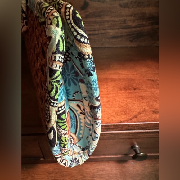 Vera Bradley Tiki Clutch - Retired Bali Pattern, Bamboo, Coconut - Picture 6 of 6